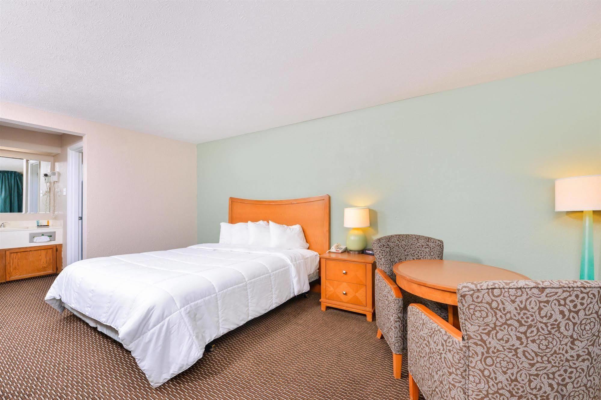Americas Best Value Inn - Somerset Exterior foto